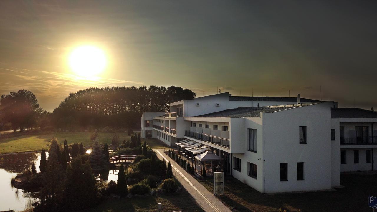 Garden Hotel Medical & Spa Debrecen Exterior foto