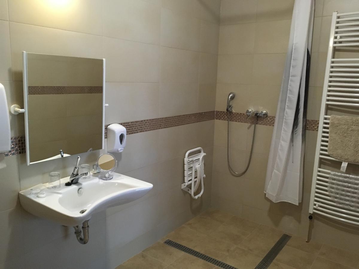 Garden Hotel Medical & Spa Debrecen Exterior foto
